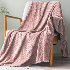 Textured Petal Pink Soft Velvety Velour Blush Leaves Blanket Chair Throw New